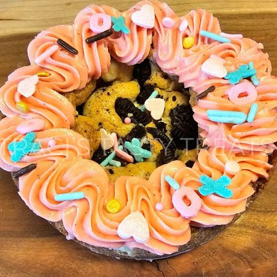4" Cookies And Cream Cookie Cake 