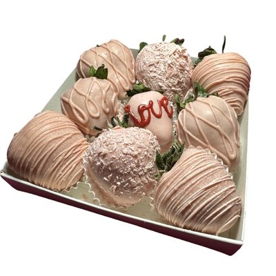 “Love Conquers All” Half Dozen Berry Box