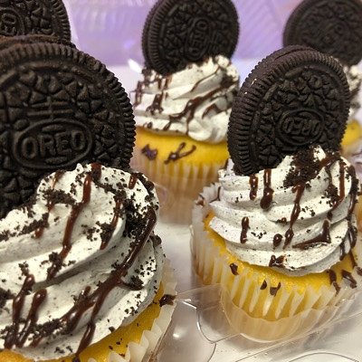 Gourmet Cupcakes-Dozen
