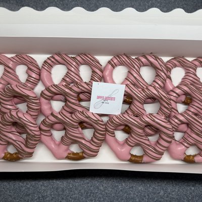 Pretzels Twist
