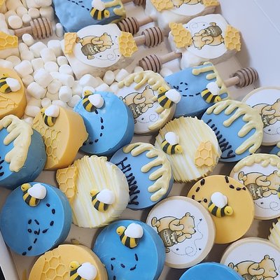 Customed Covered Oreos 