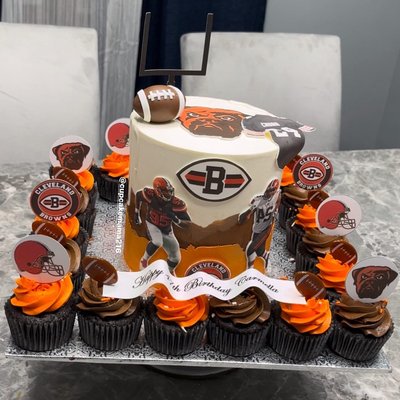 Celebration Board Cake & Cupcakes