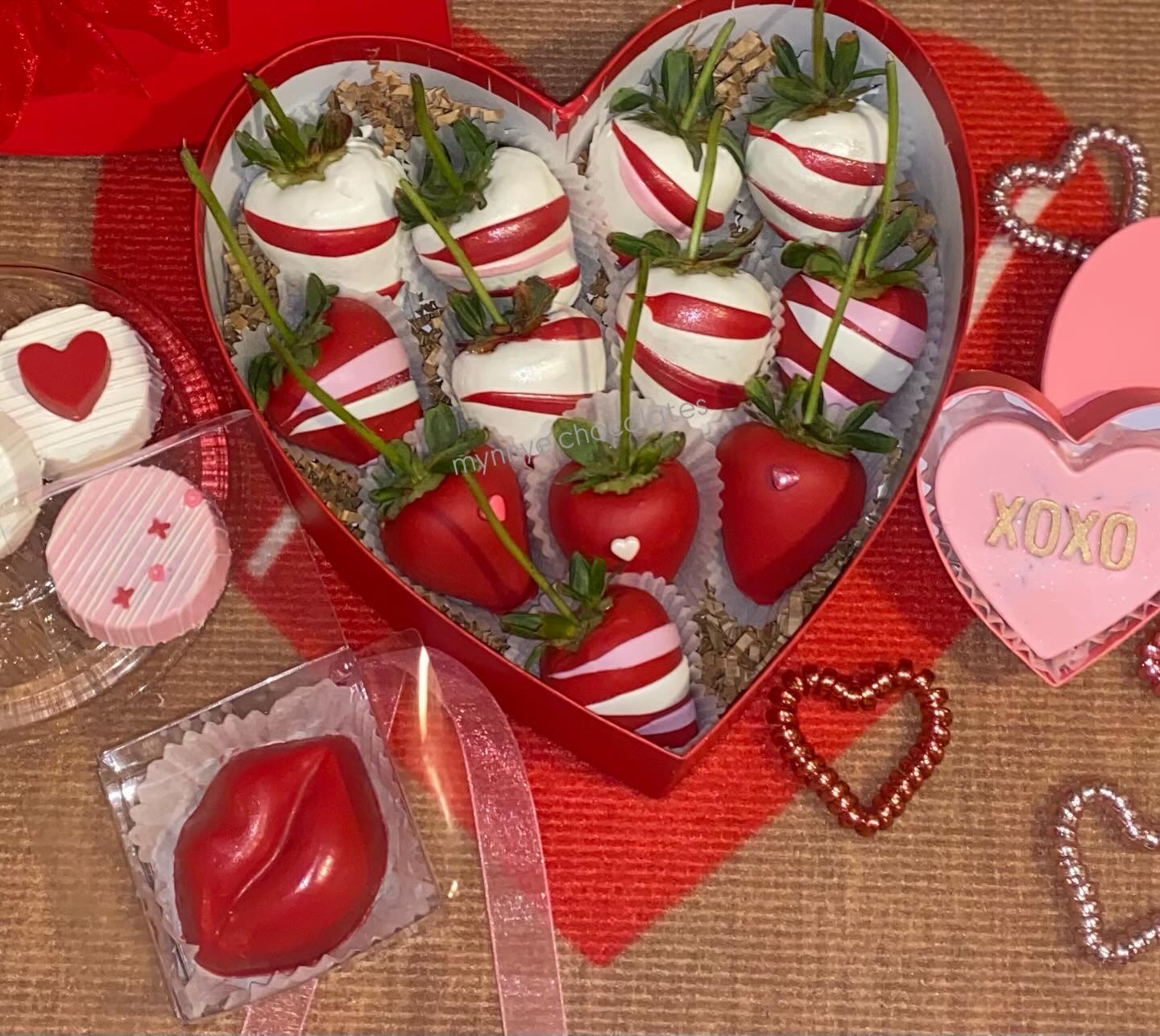 Cupid’s Box Long Stem Chocolate Covered Strawberries in Heart Box