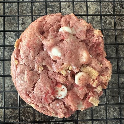 Strawberry White Chocolate Crunch