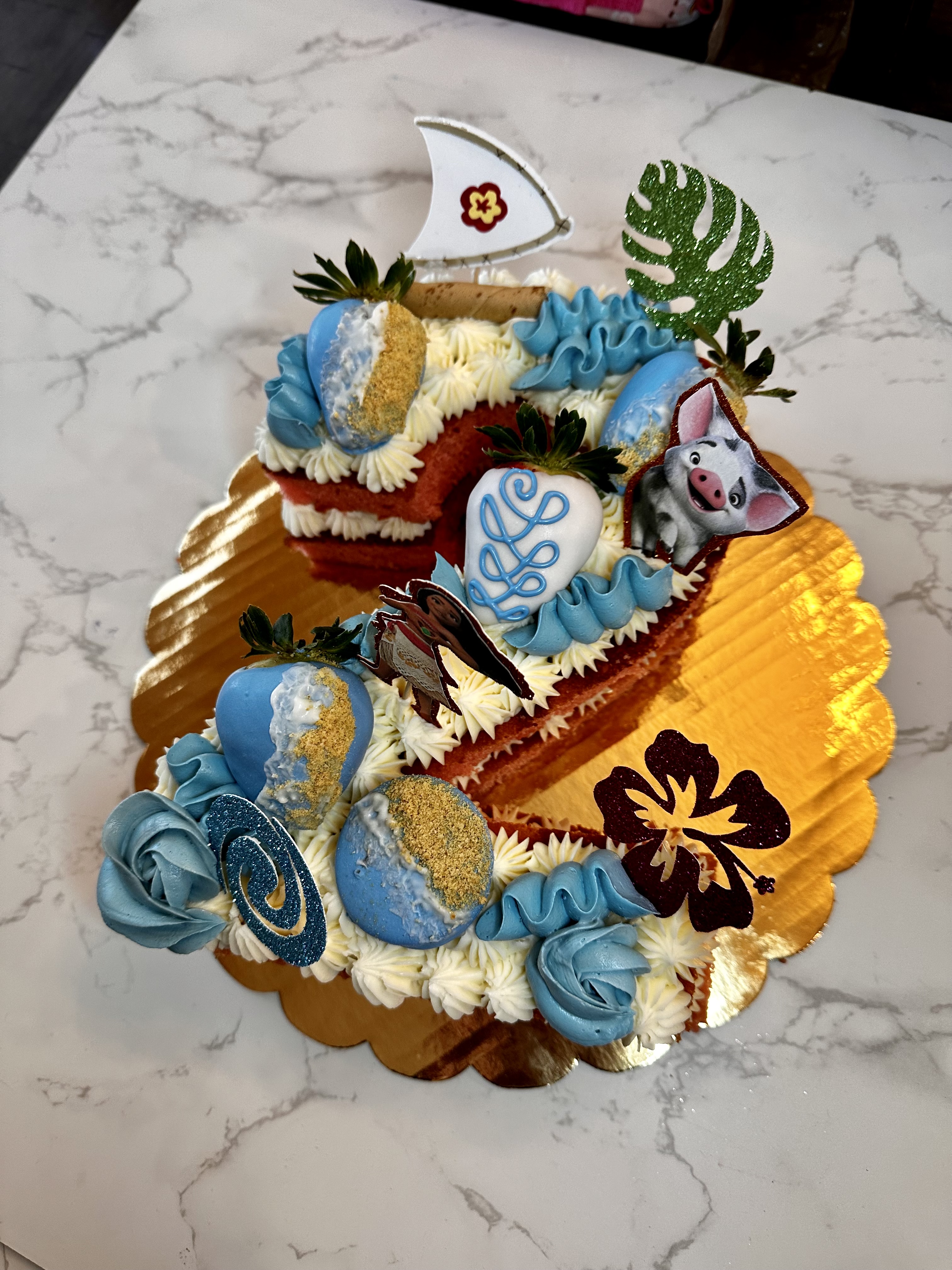 10 Inch Number/Letter/Shape Cake