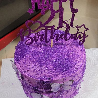 Custom Cakes 