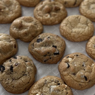 Assorted Cookie Box