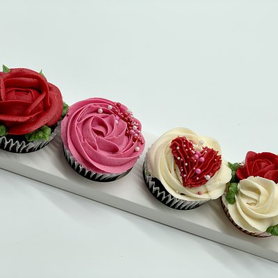 Valentine’s Day Cupcake Decorating Class