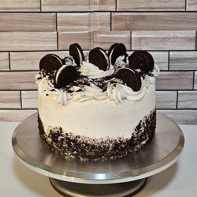 8inch 2 Layers Oreo Cookie Cake 