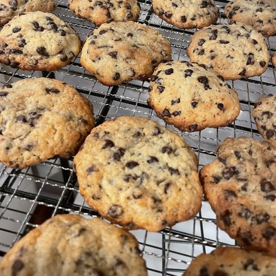 Sourdough chocolate chip cookies (2 Per Bag)