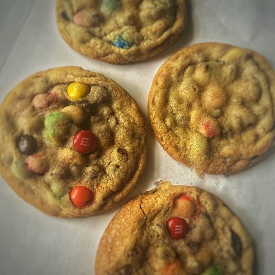 Chocolate Chip M&M Cookie