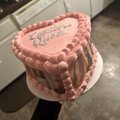8 Inch Photo Heart Cake (Medium)