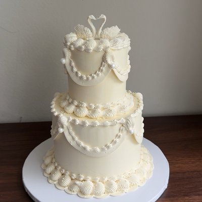 Custom Wedding Cake 