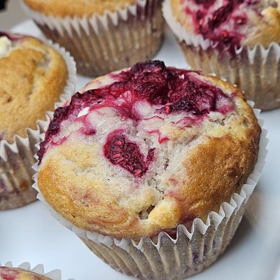 Raspberry White Chocolate Jumbo Muffins 