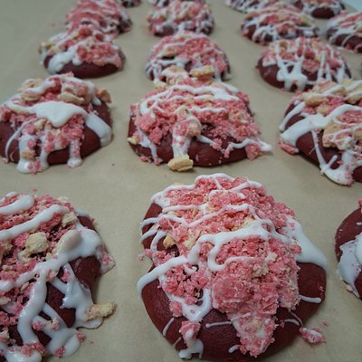 Cake Cookie-Crimson Coast