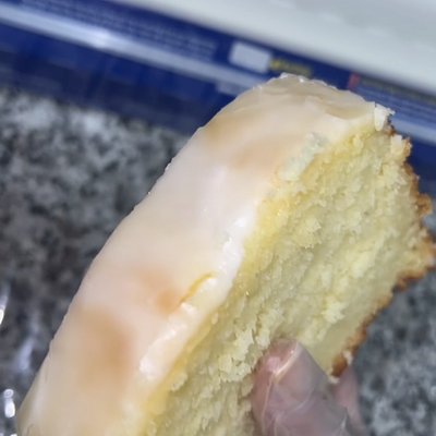 Pound Cake Slices (12)