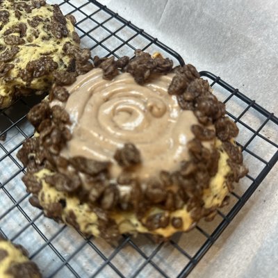 Frosted Cocoa Pebble Cookie