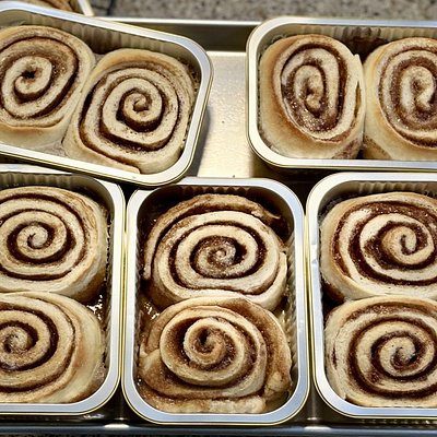Gooey Cinnamon Rolls 2 Count 
