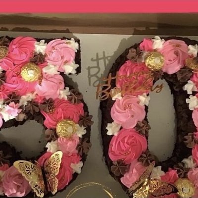 2 Numbers Or Letters Cakes