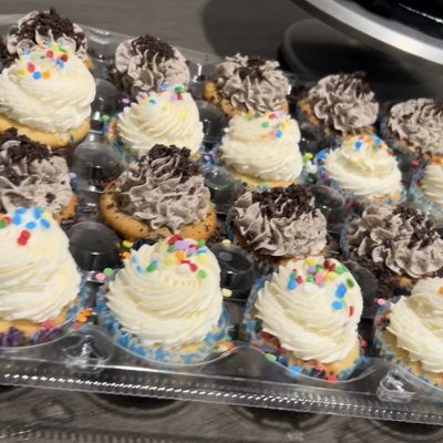 Mixed Dozen 