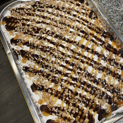 Small Toffee Crunch Cake