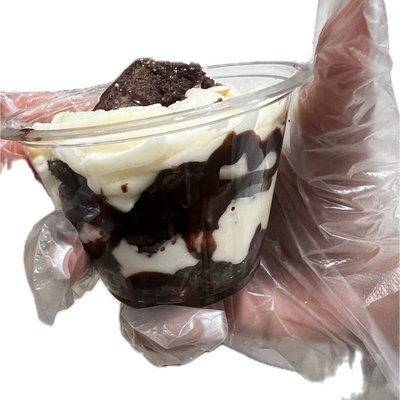 Triple Fudge Brownie Cheesekake Kup
