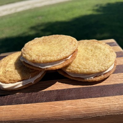 1 Dozen Of Snickerdoodle Sandwich Cookies 