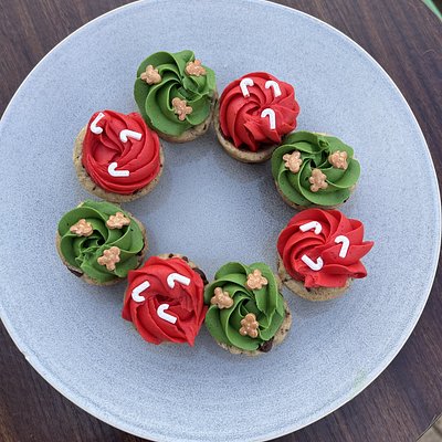 Christmas Mini Cookie Cups