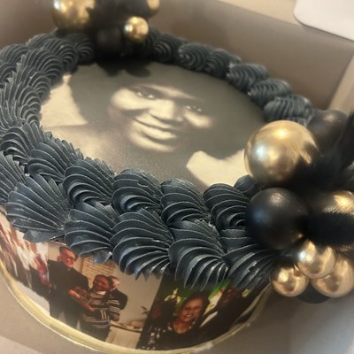10 Inch Round Cake 