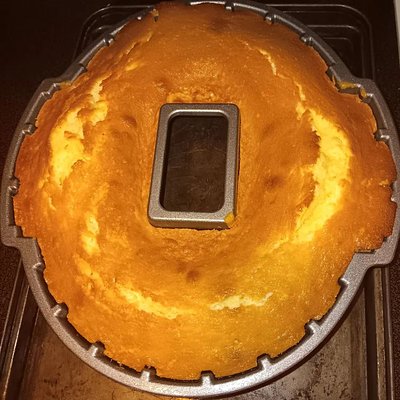 Pound Cakes 12"