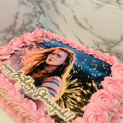 Half Sheet Cake (Feeds 24-27) 