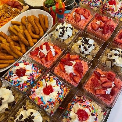 CiCi's Cake Jars 