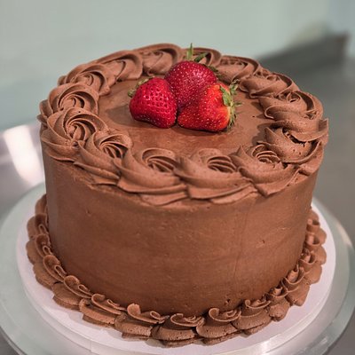 Strawberry Cake - 8 Inch