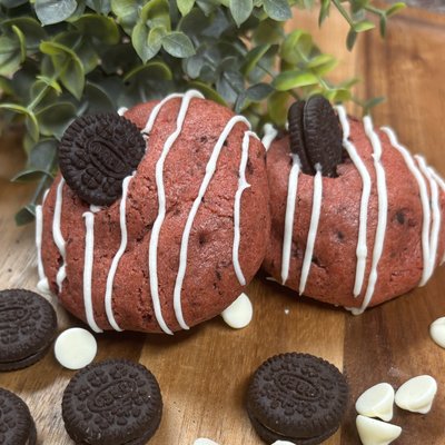 Red Velvet Oreo Cookie (6)