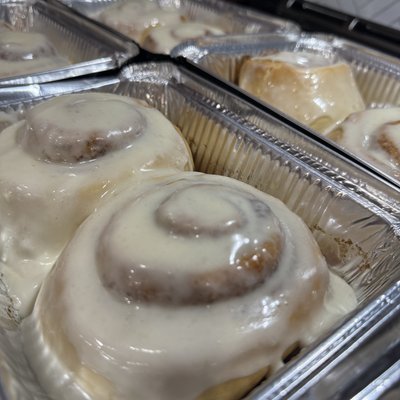 Giant Sourdough Cinnamon Rolls – Half Dozen