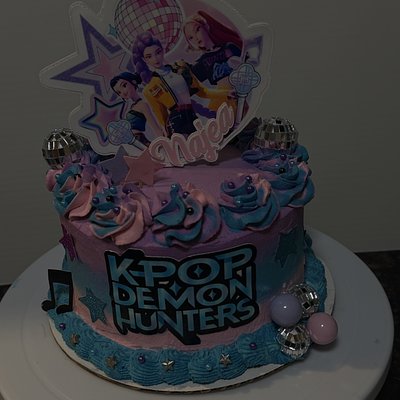 6" 2 Layer Round Cake