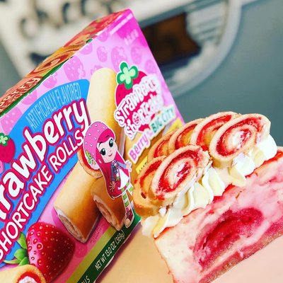 Strawberry Shortcake Rolls Little Debbie