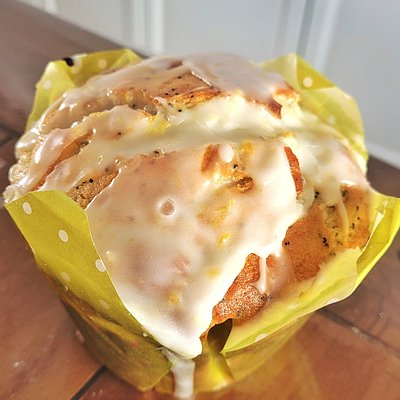 Lemon Poppyseed Sourdough Muffins
