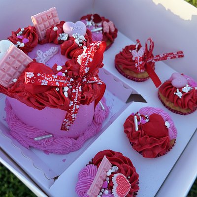 Bento Box Cake 