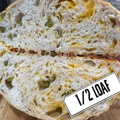 1/2 Jalapeño Cheddar Sourdough Loaf