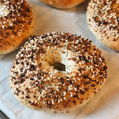 8 Pack Everything Bagels