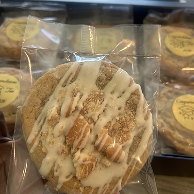 Banana Crunch (Half Dozen)