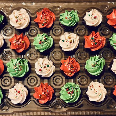 Mini Cupcakes- 2 Dozen