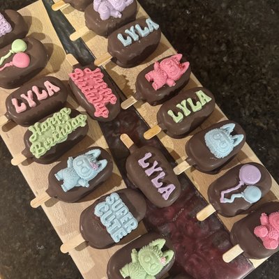 Custom Cakesicle Order