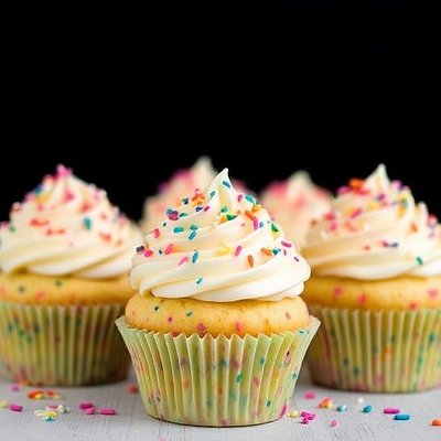 Funfetti Cupcakes 