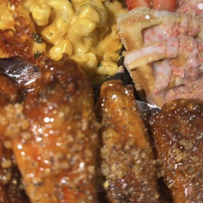 🚨THE VIRAL🚨 (6) WINGS W WAFFLES W (1) SIDE ON