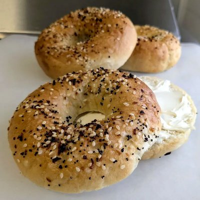 Everything Bagel 4-pack