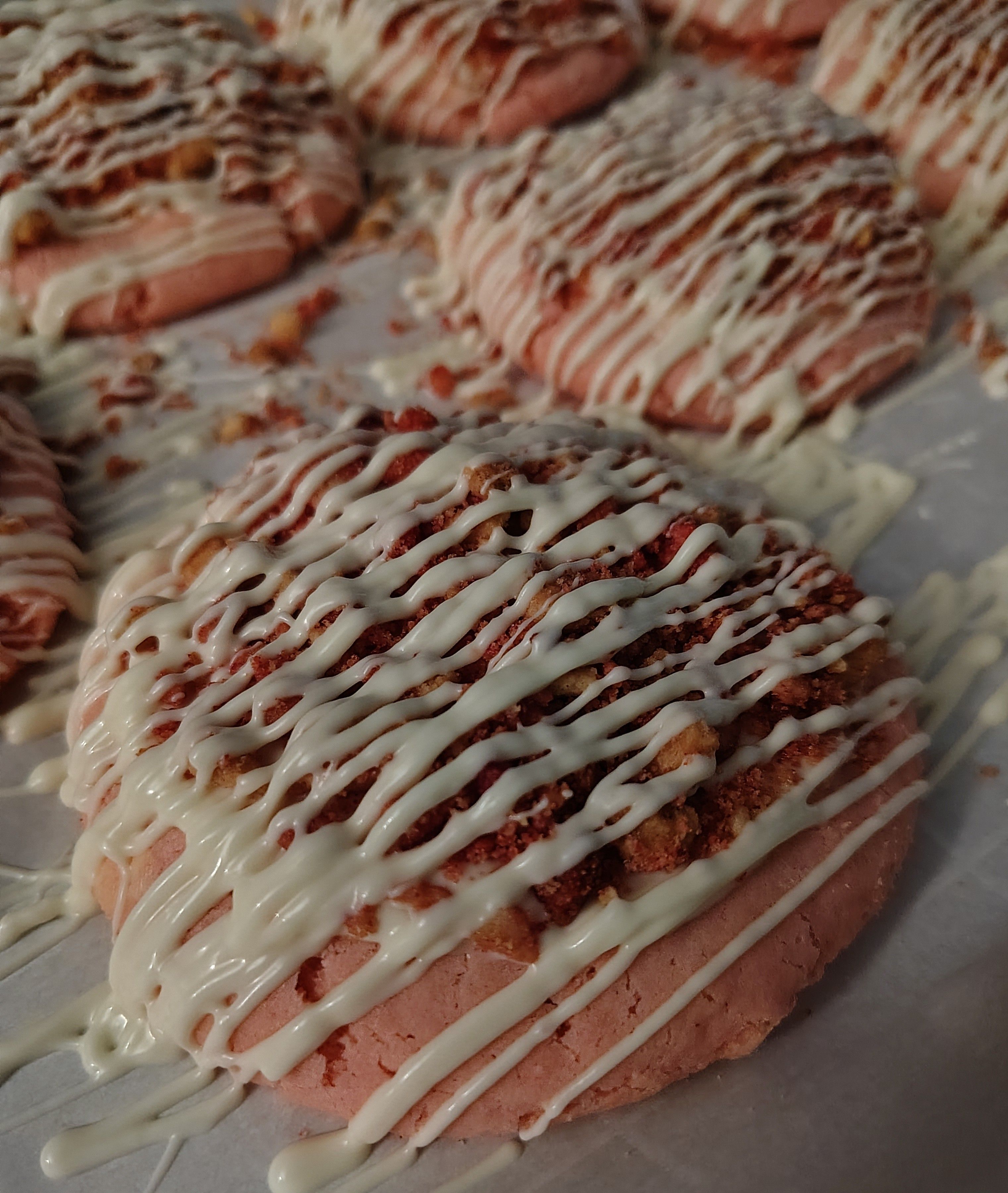Strawberry Krunch Cookie