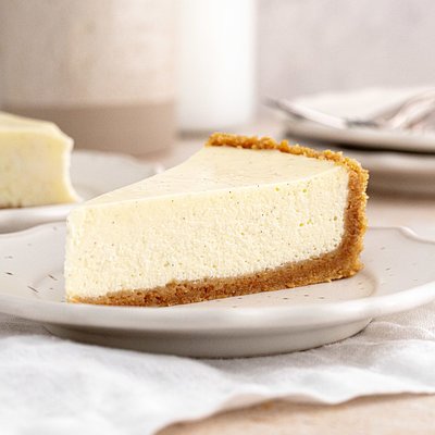 Classic Vanilla Cheesecake 