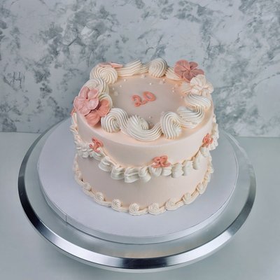 Custom Cakes